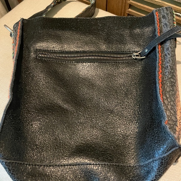 Hand embroidered Indian head purse - Picture 4 of 12